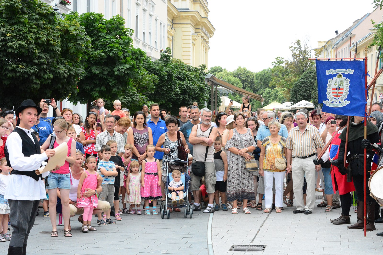 Szent László, Könyves Kálmán és Álmos herceg Fehérvár Belvárosában